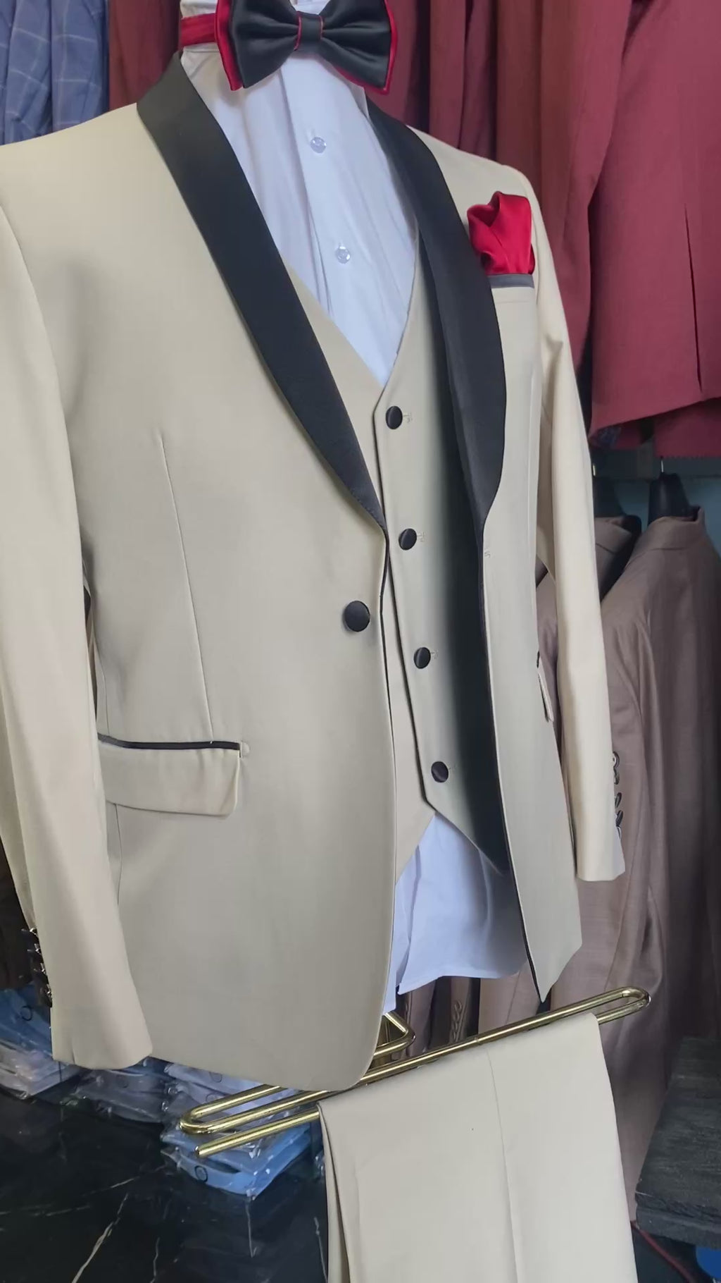 Light Beige Shawl Lapel Tuxeod